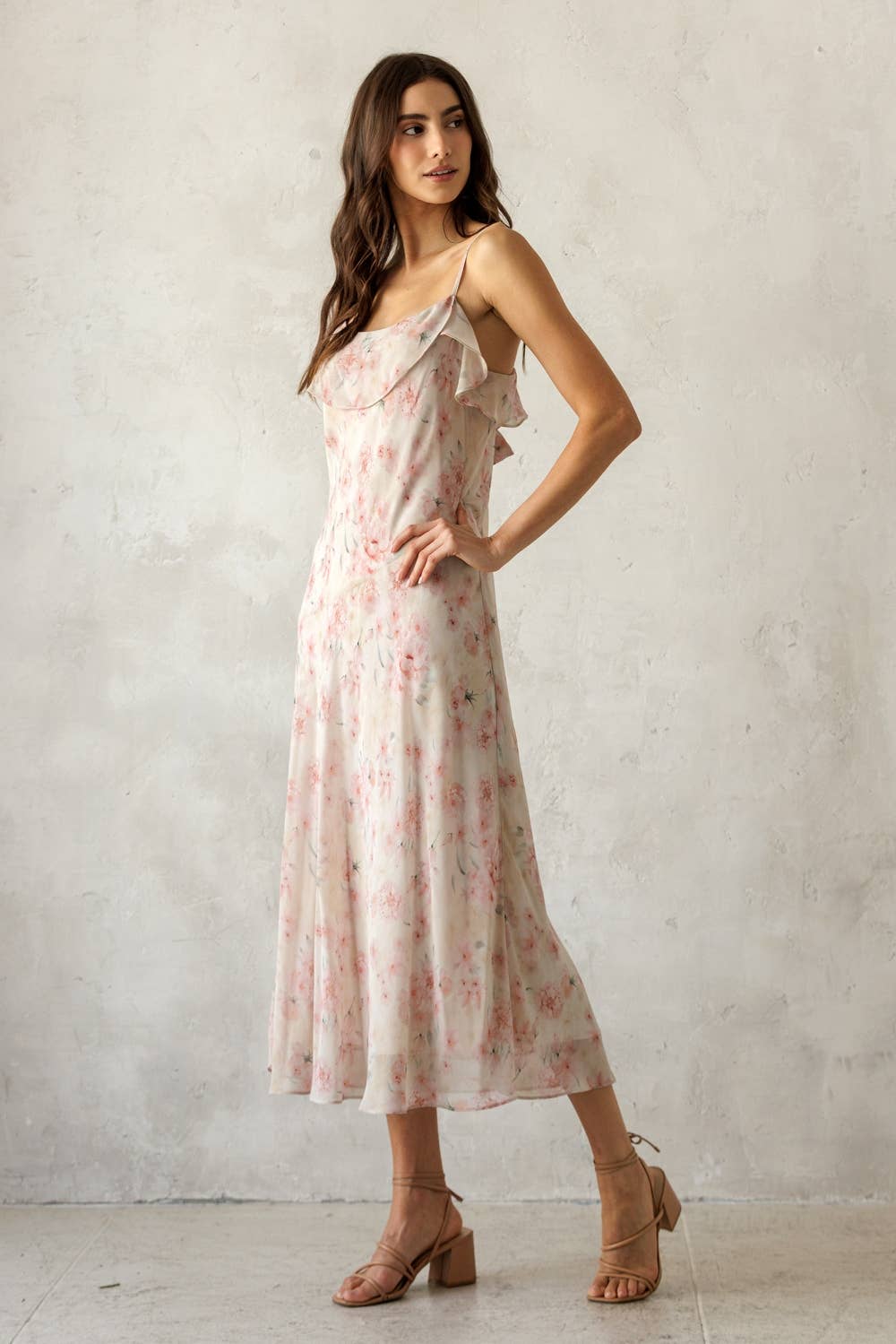 ryan midi dress Ryan Floral Midi Dress Pink Floral / Large