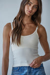 Avery Padded V-Neck Seamless