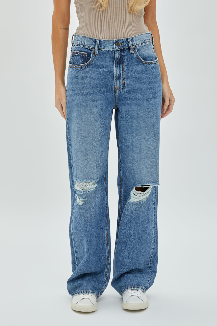 Alyx Baggy Distressed Jean